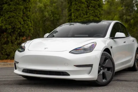 Photos of 2021 Tesla Model 3 Standard Range Plus for sale in Duluth, GA at Gravity Autos Duluth