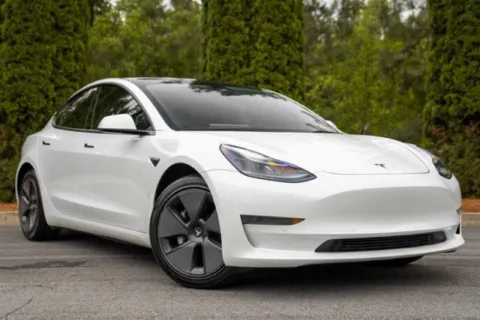 More photos of 2021 Tesla Model 3 Standard Range Plus at Gravity Autos Duluth, GA