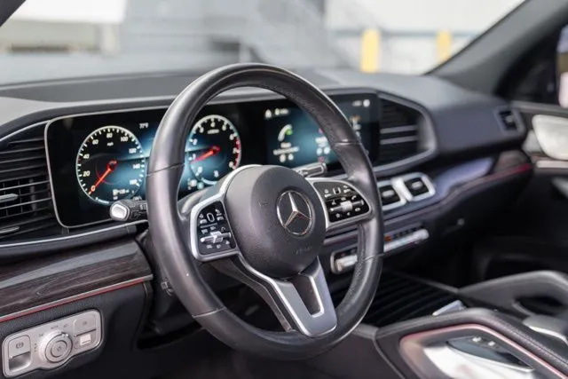 Mercedes-Benz GLE photo 34