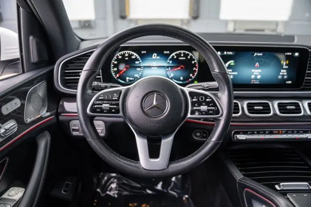 Mercedes-Benz GLE photo 35
