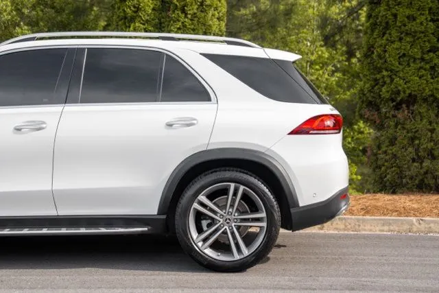 Mercedes-Benz GLE photo 11