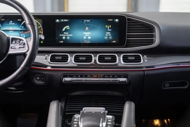 Mercedes-Benz GLE photo 43