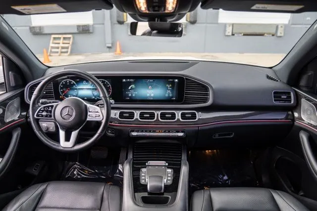 Mercedes-Benz GLE photo 30