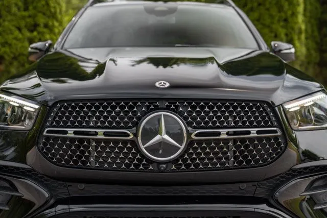 Mercedes-Benz GLE photo 18