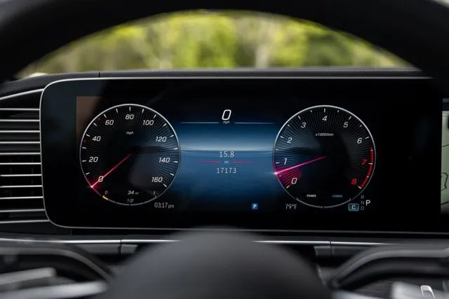 Mercedes-Benz GLE photo 39