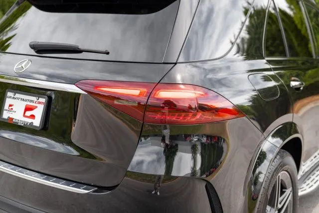 Mercedes-Benz GLE photo 17