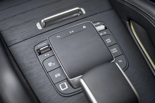Mercedes-Benz GLE photo 46