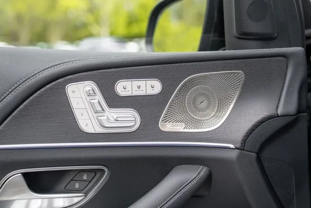 Mercedes-Benz GLE photo 56