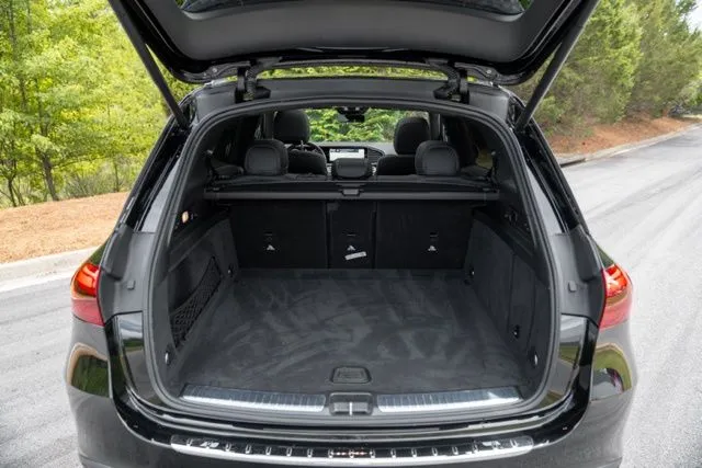 Mercedes-Benz GLE photo 22