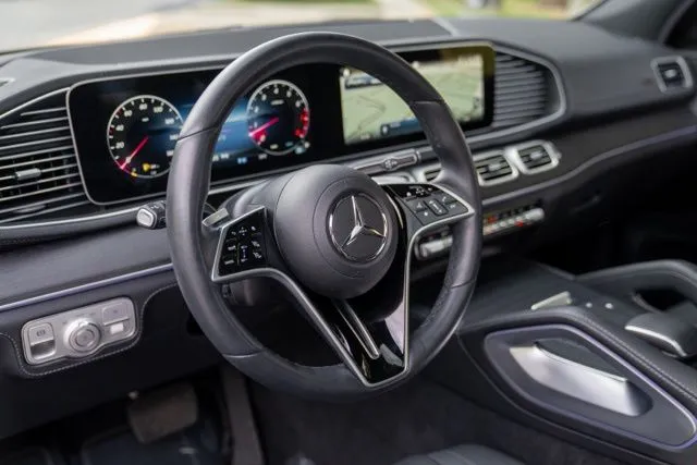 Mercedes-Benz GLE photo 32