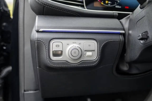 Mercedes-Benz GLE photo 26