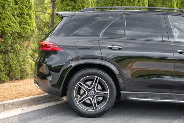 Mercedes-Benz GLE photo 13