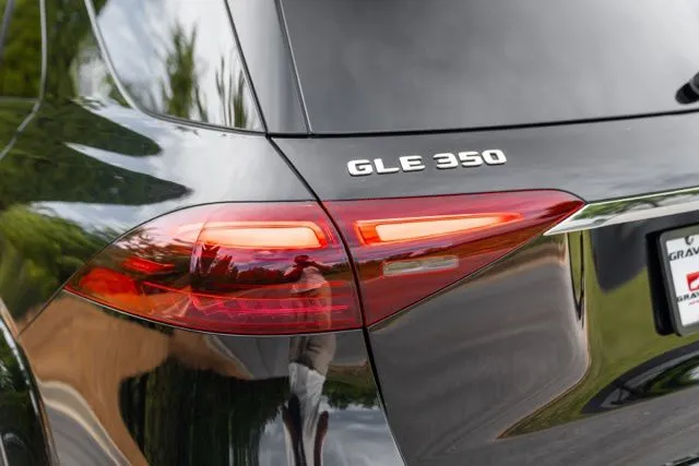 Mercedes-Benz GLE photo 16