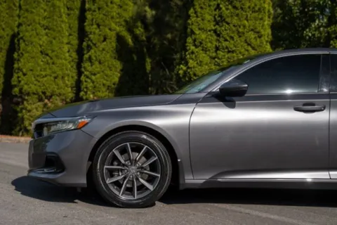 More photos of 2021 Honda Accord EX-L at Gravity Autos Duluth, GA