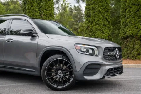 More photos of 2023 Mercedes-Benz GLB 250 at Gravity Autos Duluth, GA