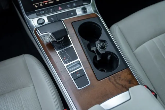 Audi A6 photo 33