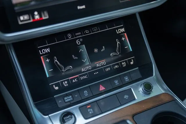 Audi A6 photo 32