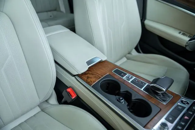 Audi A6 photo 35