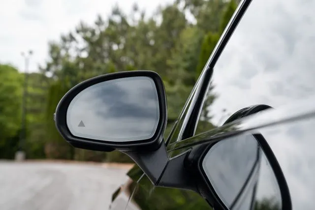 Mercedes-Benz GLC photo 23