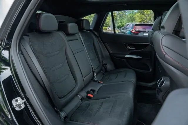 Mercedes-Benz GLC photo 47