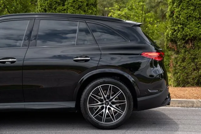 Mercedes-Benz GLC photo 10