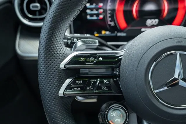Mercedes-Benz GLC photo 31