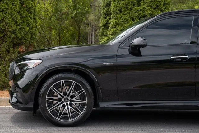 Mercedes-Benz GLC photo 9