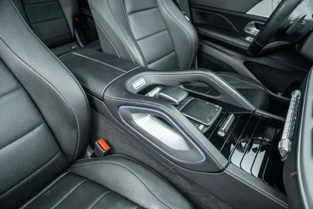 Mercedes-Benz GLS photo 38