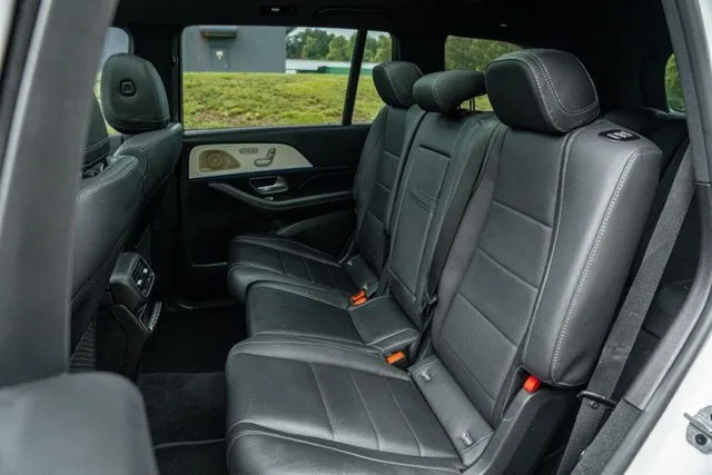 Mercedes-Benz GLS photo 43