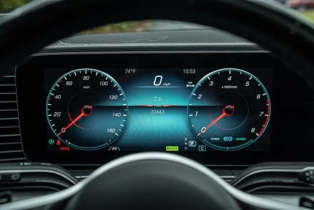 Mercedes-Benz GLS photo 33