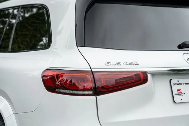 Mercedes-Benz GLS photo 15