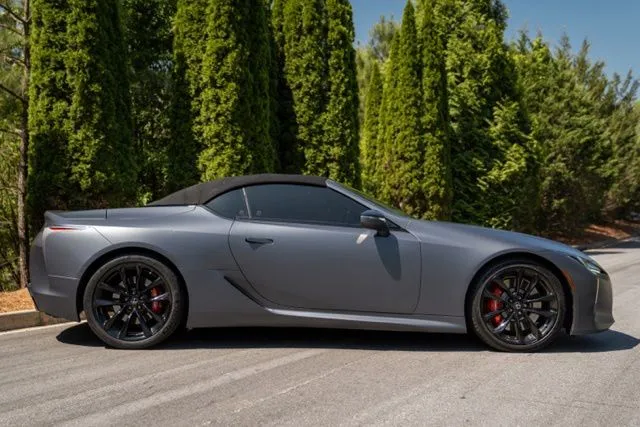 Lexus LC photo 15