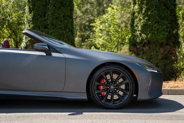 Lexus LC photo 13