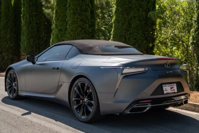 Lexus LC photo 24