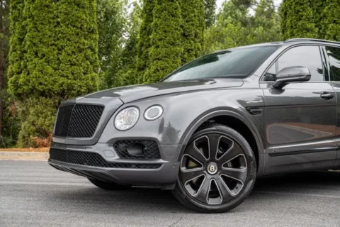 Another view of 2020 Bentley Bentayga V8 for sale in Duluth, GA at Gravity Autos Duluth