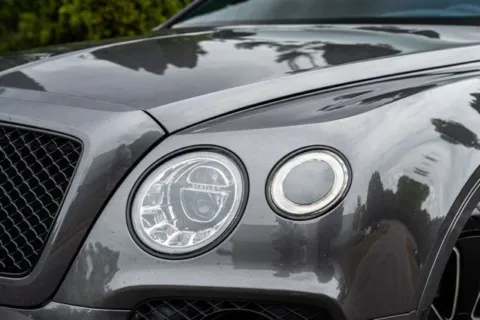 More photos of 2020 Bentley Bentayga V8 at Gravity Autos Duluth, GA