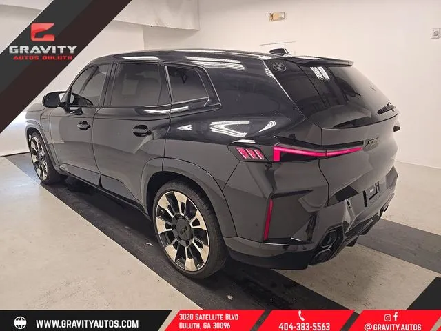 2023 BMW XM -'s photo