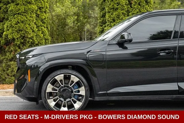 BMW XM photo 10