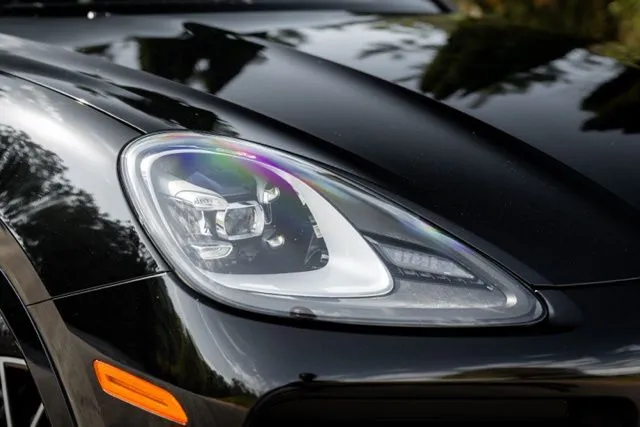 Porsche Cayenne photo 8