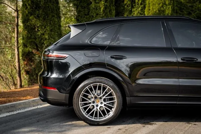 Porsche Cayenne photo 13