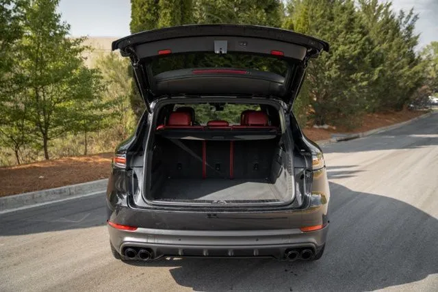 Porsche Cayenne photo 19