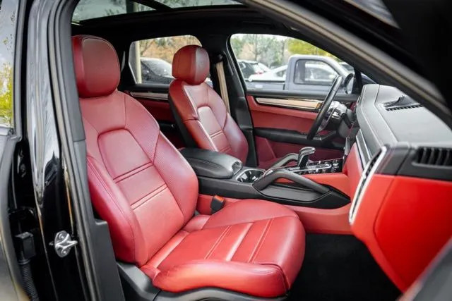 Porsche Cayenne photo 42