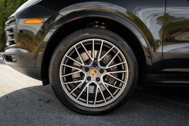 Porsche Cayenne photo 15