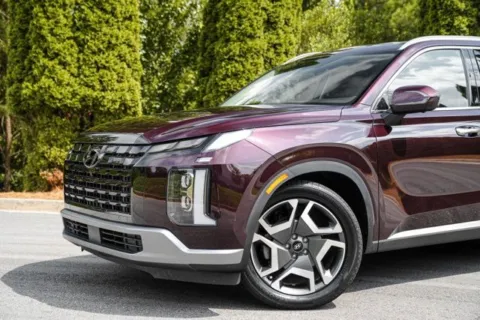 Another view of 2023 Hyundai Palisade Limited for sale in Duluth, GA at Gravity Autos Duluth