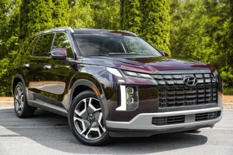 More photos of 2023 Hyundai Palisade Limited at Gravity Autos Duluth, GA