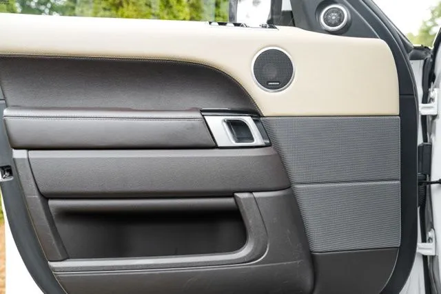 Land Rover Range Rover Sport photo 54