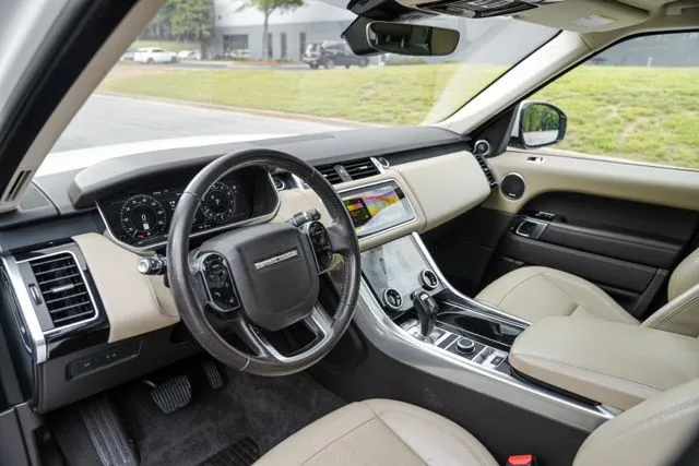 Land Rover Range Rover Sport photo 25