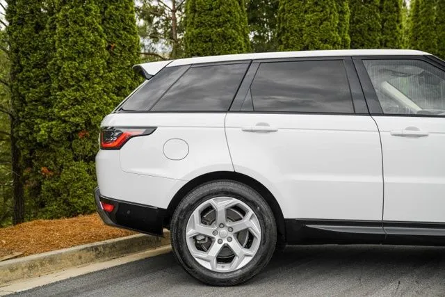Land Rover Range Rover Sport photo 13