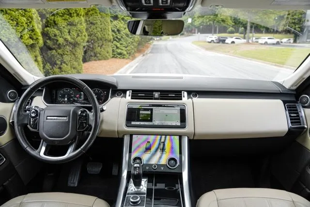 Land Rover Range Rover Sport photo 26