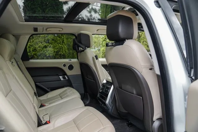 Land Rover Range Rover Sport photo 49